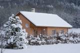 Le gite vert sous la neige